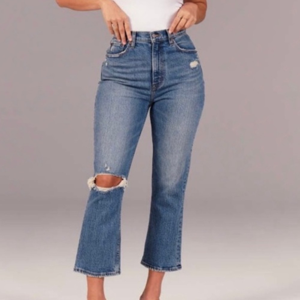 Abercrombie & Fitch Ultra High Rise kick flare jean